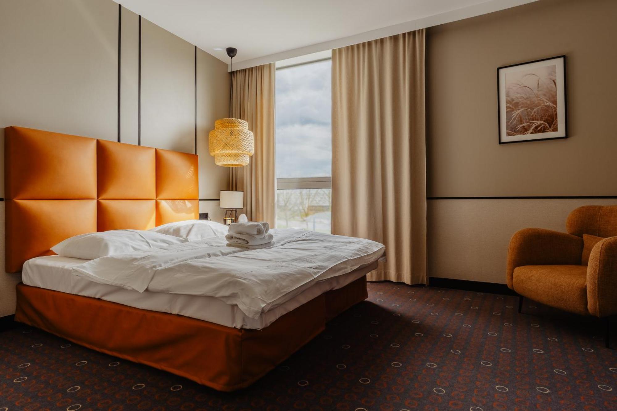 Aroma Stone Hotel Spa Syców Eksteriør billede